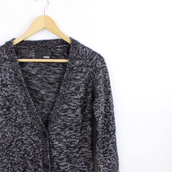 WILFRED | XS WOOL MOHAIR ALPACA CARDIGAN ARITZIA - Picture 5 of 8